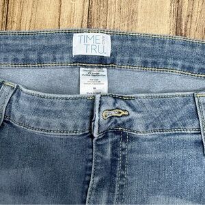 Time and Tru Light Blue Denim Pants